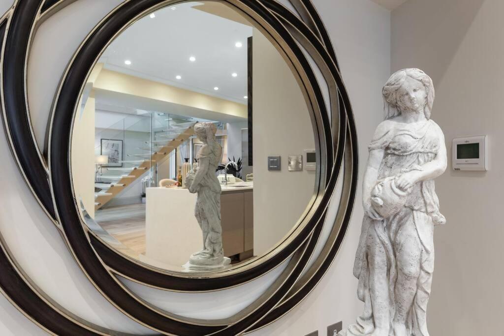 Park Lane Palace- Luxury Sleeps 10 Londra