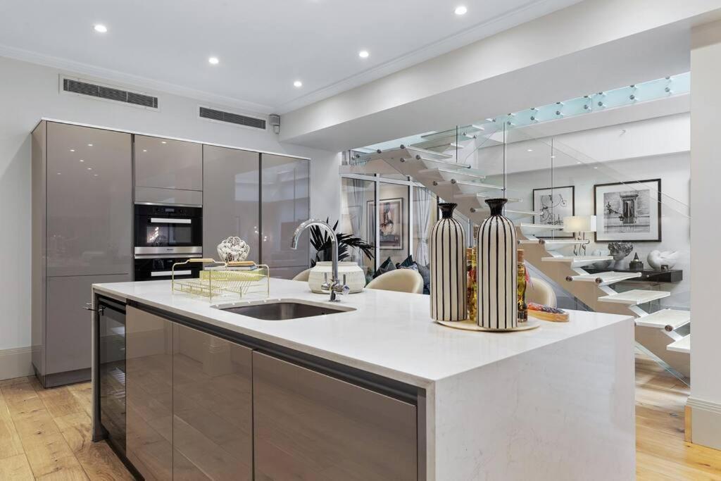 Appartamento Park Lane Palace- Luxury Sleeps 10