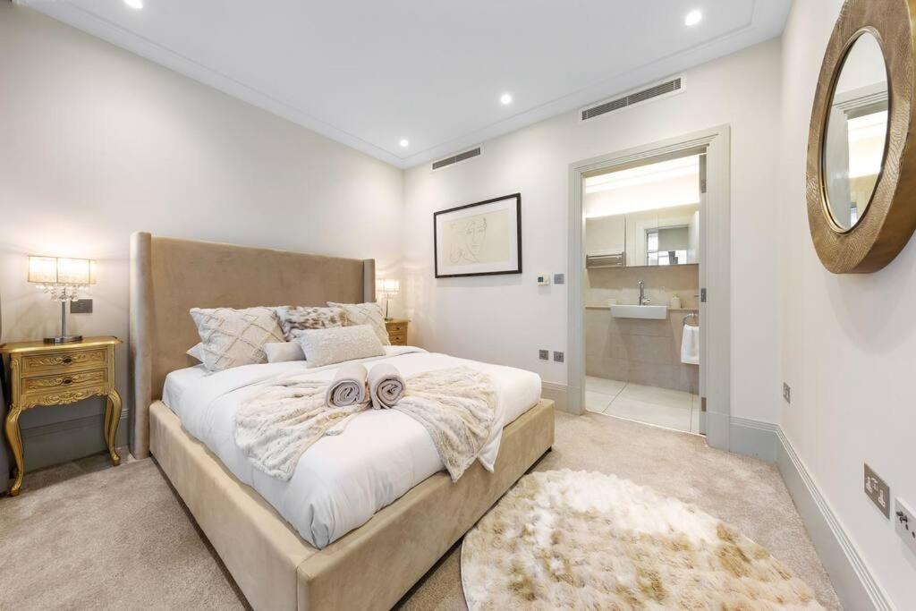 Park Lane Palace- Luxury Sleeps 10 Appartamento